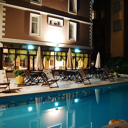 Triana 호텔 3*