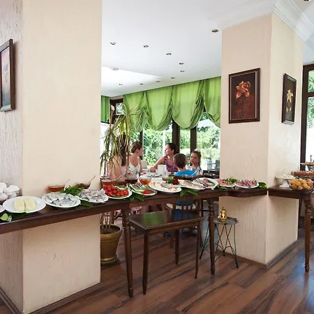 Hotel Triana